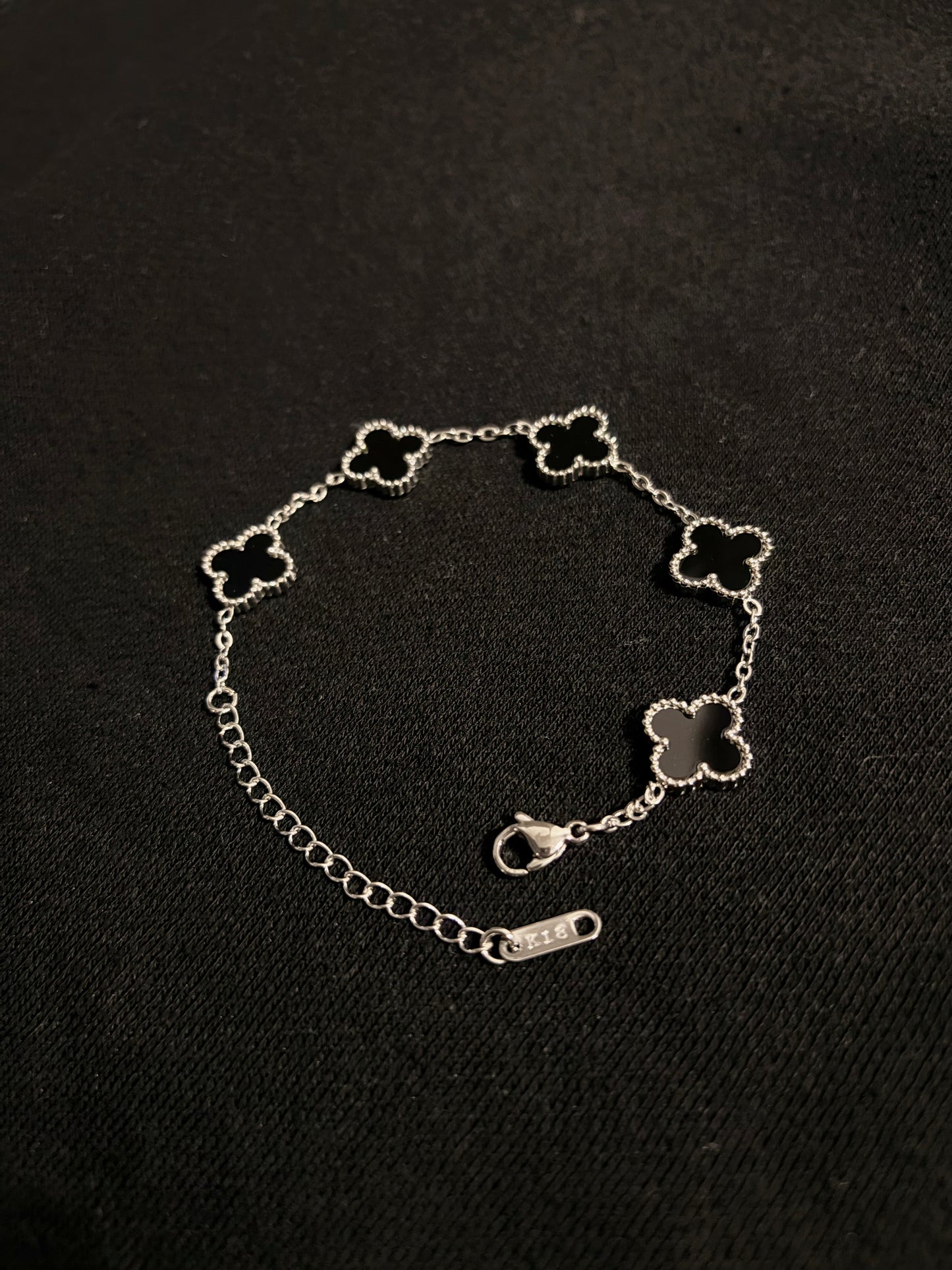 Silver/Black Clover