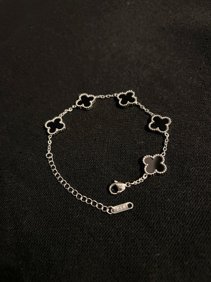 Silver/Black Clover