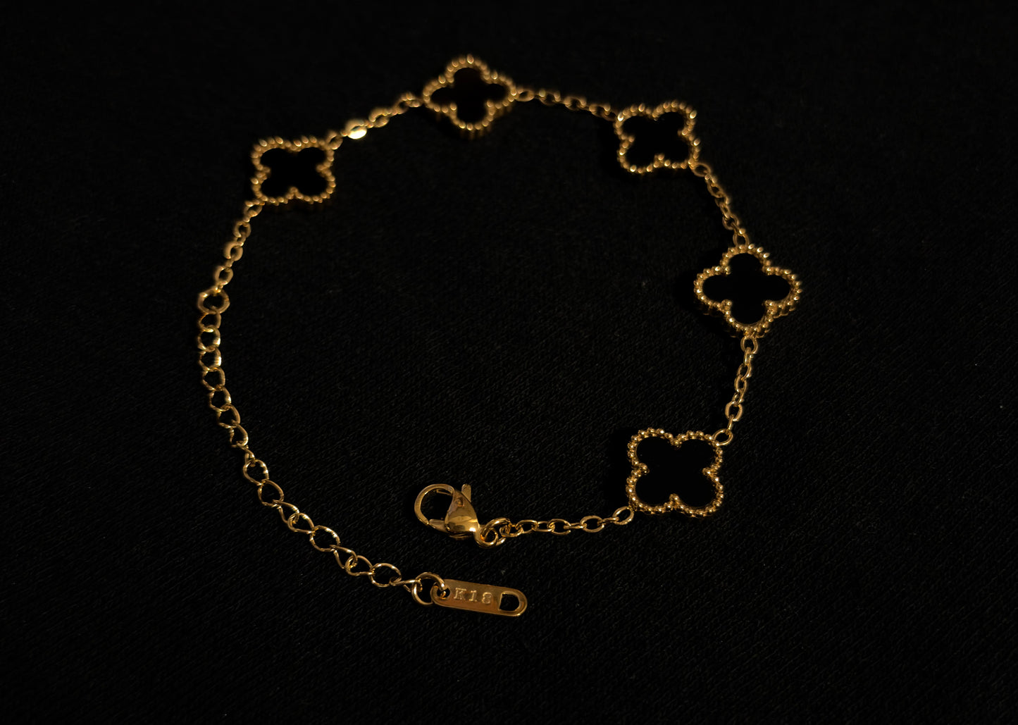 Gold/Black Clover